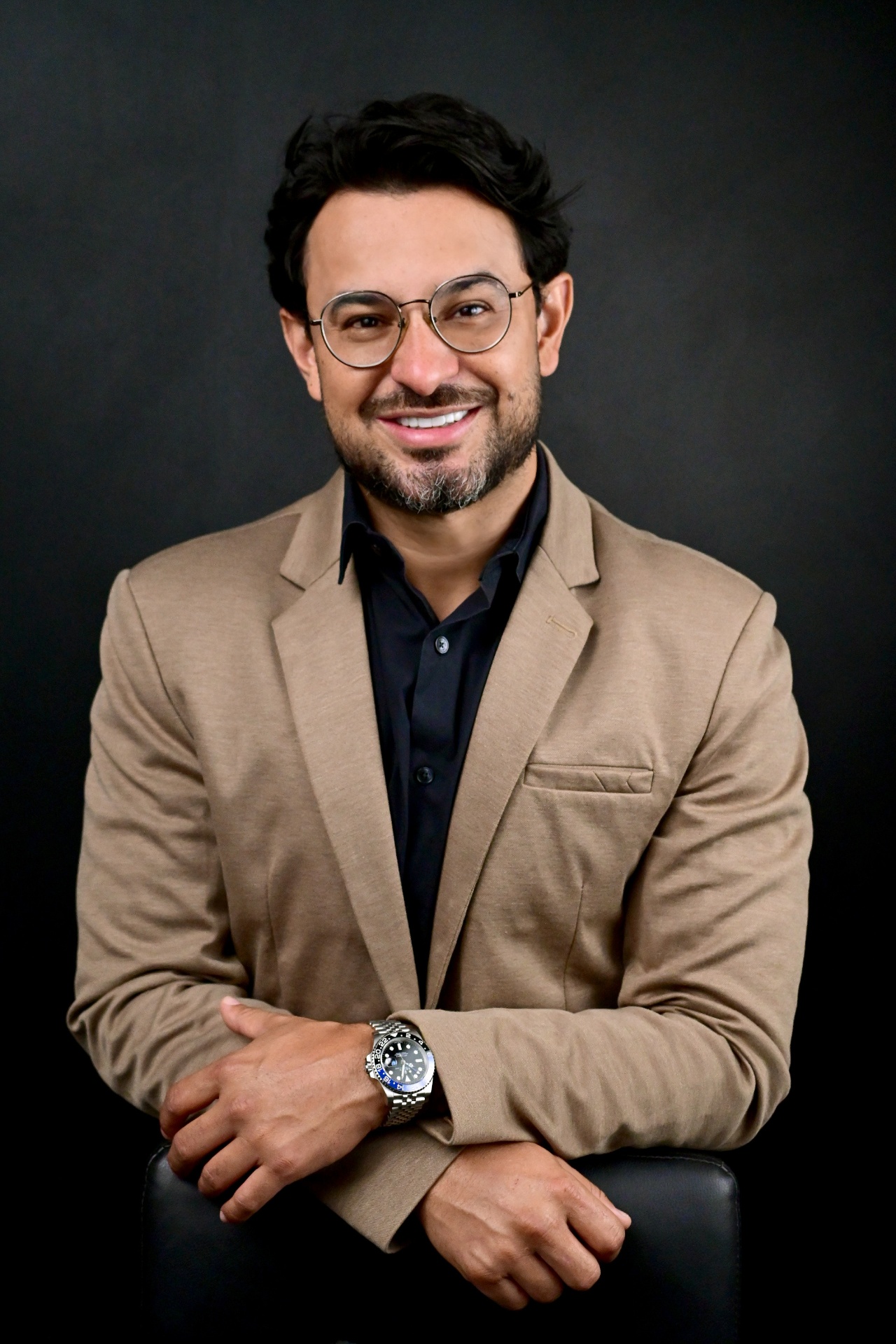 Dr. André